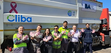 Guantes rosas como símbolo de apoyo al Octubre Rosa